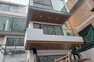 trần nhôm austrong