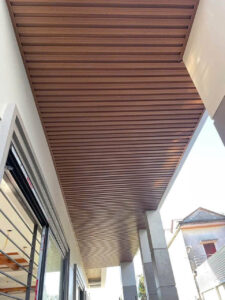 trần nhôm austrong